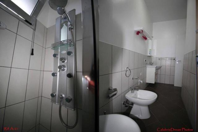 Beach Central Appartment Economy トロペーア エクステリア 写真