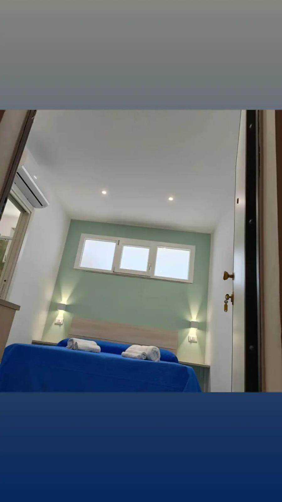Beach Central Appartment Economy トロペーア エクステリア 写真